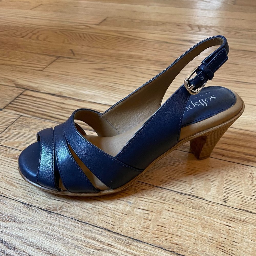 Softspots "Neima' Slingback in Navy US 5